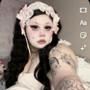 MOLDING (feat. Giannis)