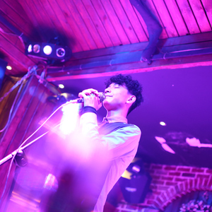 三十岁的女人 翻