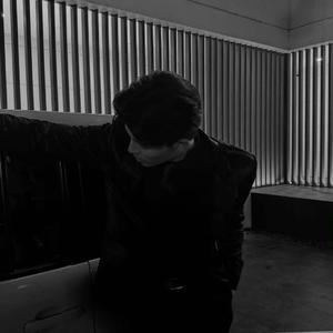 当初的爱情匆匆走过