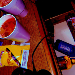 Red vs Green (feat. Quadjay Sport)