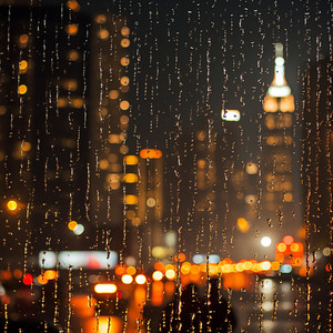 Calmucho Interno En El Ritmo De La Lluvia