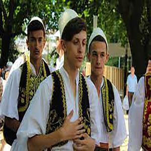 Ditëlindjen më ka djali - Grupi i të rinjve Gjirokastër