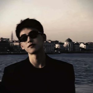 原来再见的意思 是再也不见