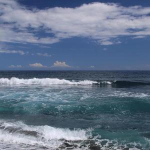 红色高跟鞋(女声吉他弹唱版)_Mia（原唱：蔡健雅）