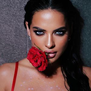 Безмолвная, безликая