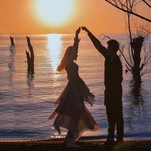 爱是今晚想通了，明晚又沦陷