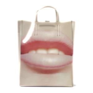 LABIAL (feat. Rainn)