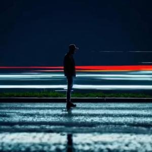 La route est longue (feat. Moms)