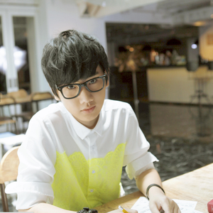 黑眼圈（翻自 汪苏泷）