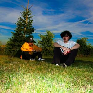 Howie (feat. Slight)