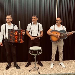 Toi mon toi (feat. Carlo Vargiu, Loris Douyez & Mehdi Percus)