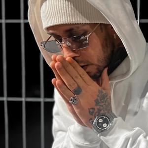 TOUMI (respeta ft sikimimi)