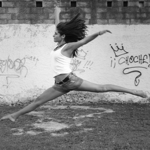 恋よりも踊りたい