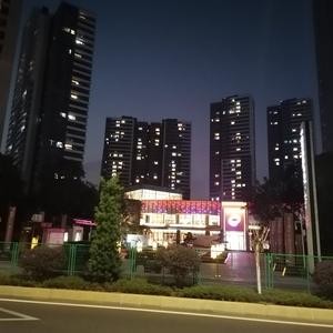 我被青春撞了一下腰