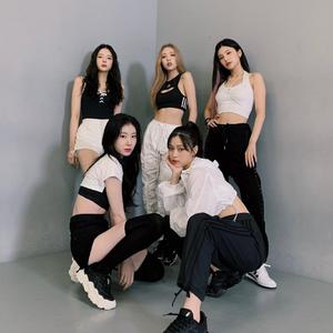 SNEAKERS(翻自ITZY）