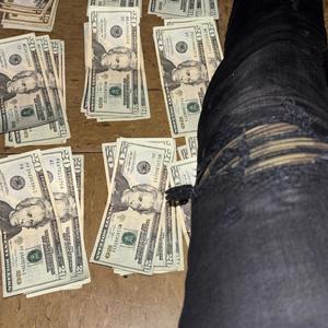 Bippin (feat. Torxhdag)