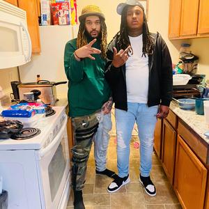 Does that (feat. Handz)