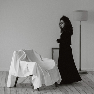 в серых городах