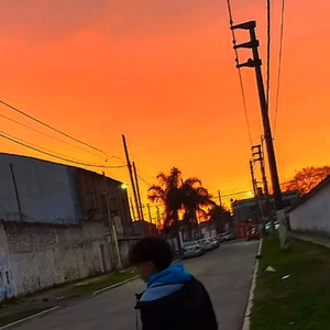 Aun Sigo Aca Esperando Tu Llamada