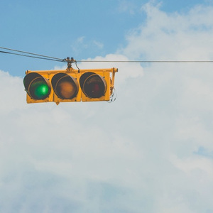 听最嗨的曲，想最爱的人