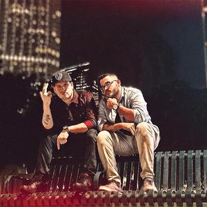 Solo Quiero Reir (feat. Lira)