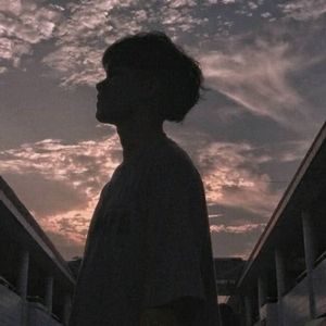 可怜春半