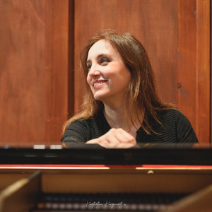 DEN EINAI MATAII I AGAPI