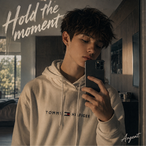 Hold The Moment