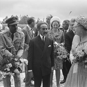 Beyond Borders (feat. Genetix & Phagocyte)