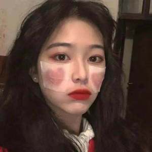 淡黄的长裙（抖音女版）（翻自 秦牛正威）