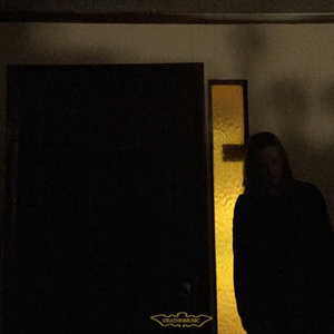 HoldItDeep (Prod. evrgrns)