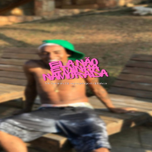 Ela Não É Minha Namorada