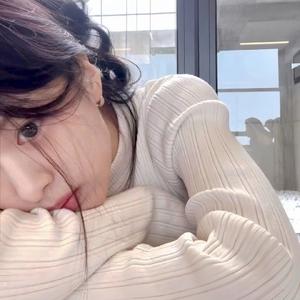 Ahyeon郑雅譞-Dangerously (出道战Live)