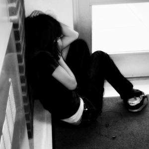 Cyanide (feat. lilcrystalgem & Boltzmayne)