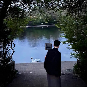 两边白 (三千年)