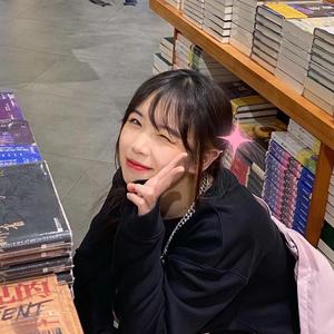 ¥oung（Port MoonVibe Beatz）