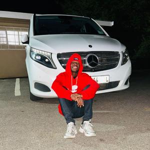 911 (feat. DoniQhwa)