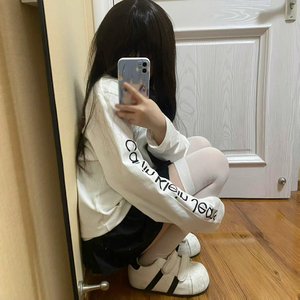 樱花树下的重逢