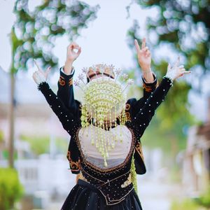 Peluklah Aku