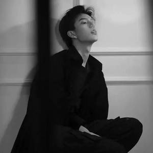 谁.（翻自 夏季的小中分）