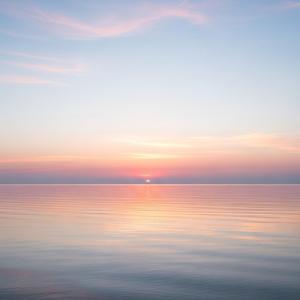 Tideglass Horizon