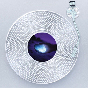 穿过暴风雨仍站在这里