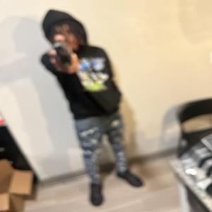 Hit da Bank (feat. Yksteexy)