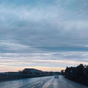 姑娘别哭泣 (弹唱版)