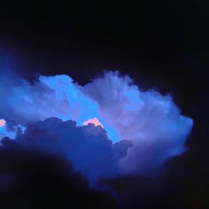 沉沦与遐想（翻自 Peei）