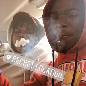 MINIVAN (feat. IAMFREESMOKE)