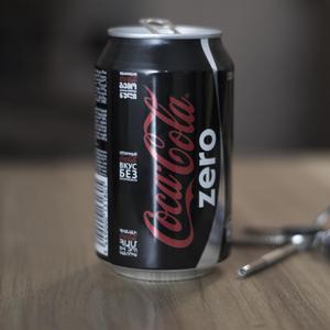 Cola Zero (feat. Rammona)