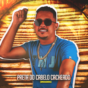 Preta do Cabelo Cacheado