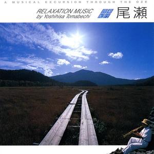 光る雲と広がる空と(＜SE＞野鳥さえずる花の道）