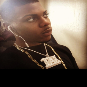 Finessing (feat. Peso Dinero)